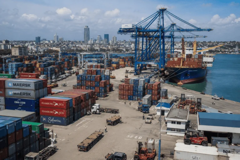 Container Shipping to Dubai, UAE